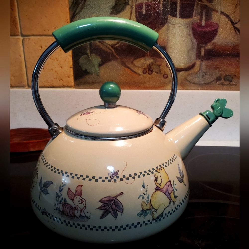Tea pot